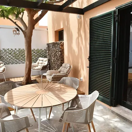 Holiday home Casa Alleen
