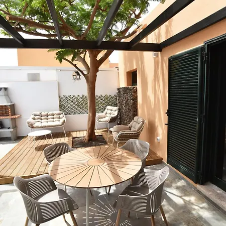 Casa Alleen 度假居 *